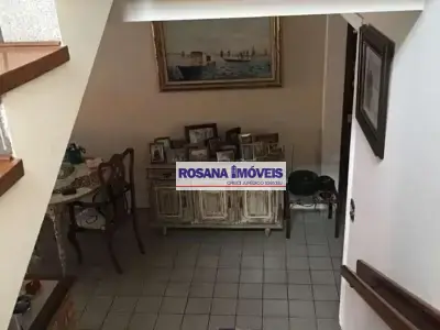 Casa com 4 quartos em Jardim Santa Catarina