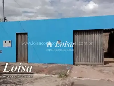 Casa com 2 quartos em Jardim Canaã