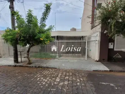 Casa com 3 quartos em Lídice