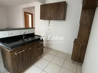 Apartamento com 2 quartos em Jardim Holanda