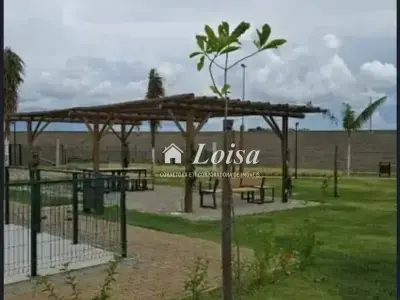 Lote / Terreno com 0 quartos em Novo Mundo