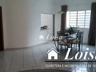 Casa com 3 quartos em Cidade Jardim