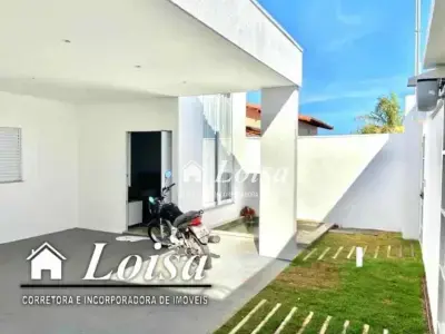 Casa com 2 quartos em Shopping Park