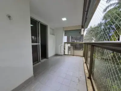 Apartamento com 2 quartos em Barra Olímpica