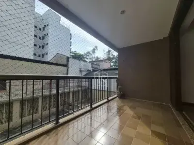 Apartamento com 2 quartos em Tijuca