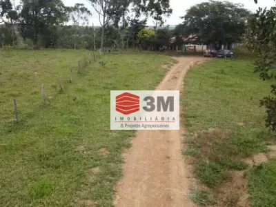 Fazenda com 0 quartos em Zona Rural, São Gonçalo do Abaeté - 87m²