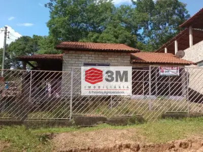 Imóveis em Aldeia do Dourado