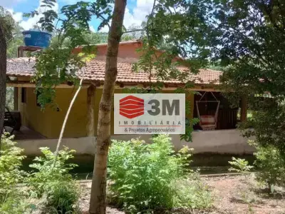 Fazenda com 0 quartos em Zona Rural, São Gonçalo do Abaeté - 54m²