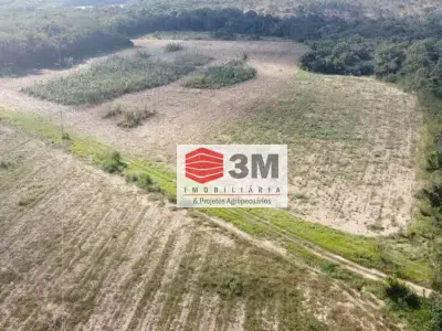 Fazenda com 0 quartos em Silga, Três Marias - 60m²
