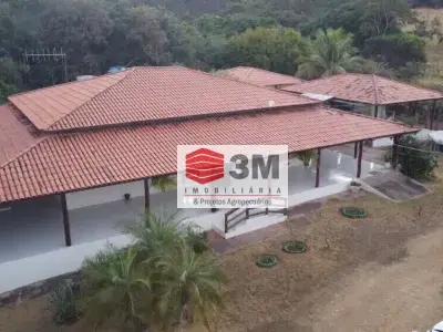 Fazenda com 0 quartos em Zona Rural, São Gonçalo do Abaeté - 353m²