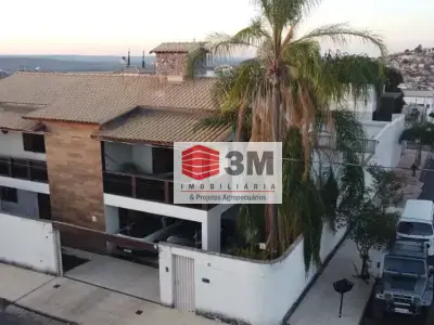 Casa com 0 quartos em JK, Três Marias - 430m²