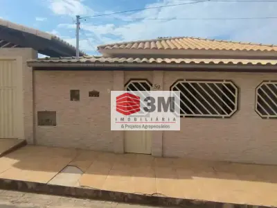 Casa com 4 quartos em Joaquim de Lima, Três Marias - 201.84m²