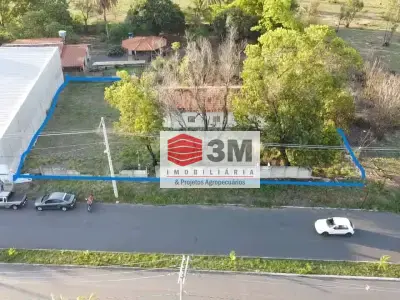 Lote / Terreno com 0 quartos em DNER, Três Marias - 1230m²