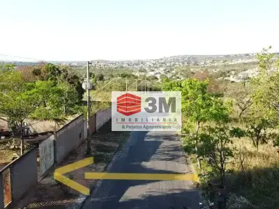 Lote / Terreno com 0 quartos em Fazendinha Lago Azul, Três Marias - 0m²