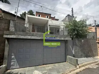 Casa em Jardim Miriam