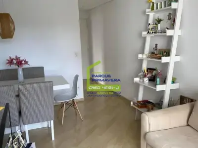 Apartamento em Vila Emir