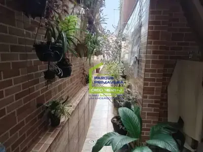 Casa em Parque Primavera