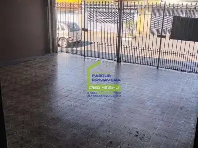 Casa em Terceira Divisão de Interlagos