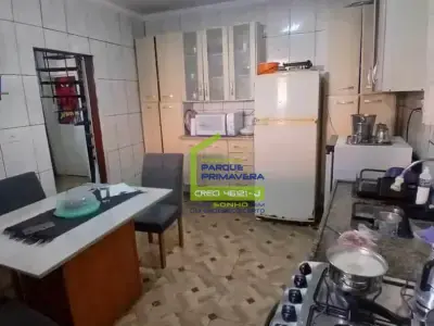 Sobrado em Americanópolis