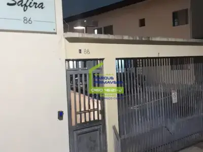 Casa de Condomínio em Vila Constança