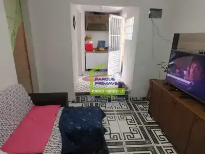 Casa em Jardim Santa Terezinha (Pedreira)