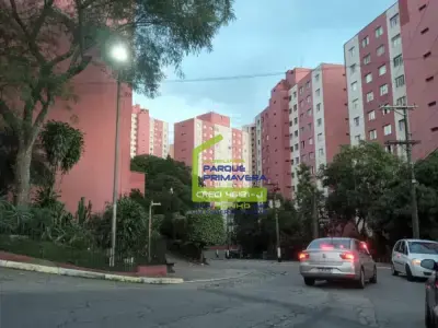 Apartamento em Cidade Ademar