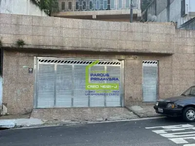 Casa em Jardim Itacolomi