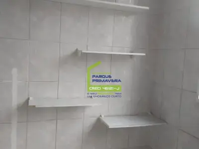 Casa de Condomínio em Jardim Apurá