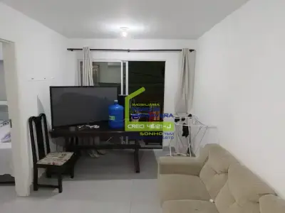 Apartamento em Parque Primavera