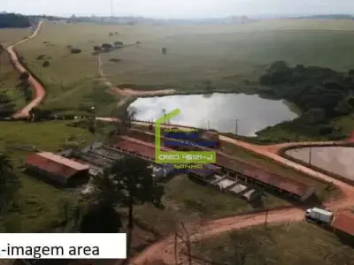 Sítio em Jardim Paraíso II