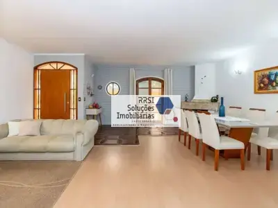 Casa com 7 quartos em Jardim Kioto