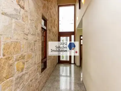 Casa de Condomínio com 5 quartos em Super Quadra Morumbi