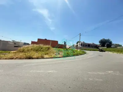Lote / Terreno com 0 quartos em Jardim Casablanca