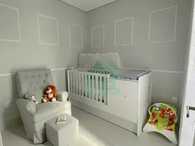 Casa de Condomínio com 3 quartos em Jardim Mantova