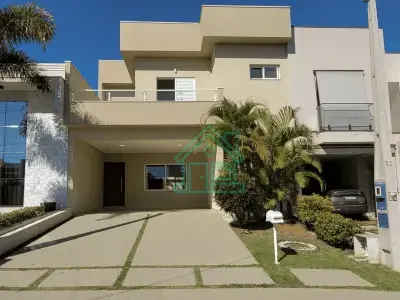 Casa de Condomínio com 3 quartos em Jardim Bréscia