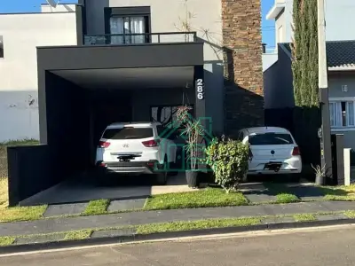 Casa de Condomínio com 3 quartos em Jardins do Império