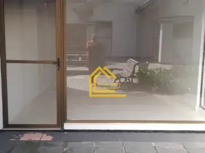 Sala / Conjunto com 0 quartos em Centro, Campo Largo - 25m²