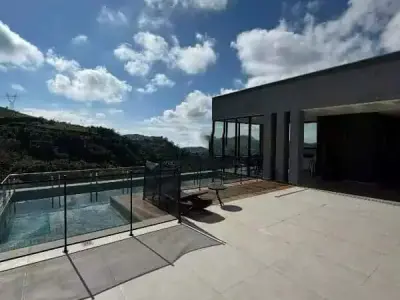 Casa de Condomínio com 4 quartos em Vila Castela, Nova Lima - 350m²