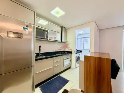 Apartamento com 2 quartos em Centro, São José - 75m²