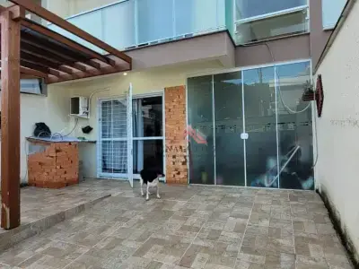 Sobrado com 2 quartos em Bela Vista, Palhoça - 75m²