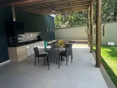 Imóveis em Cidade Nobre