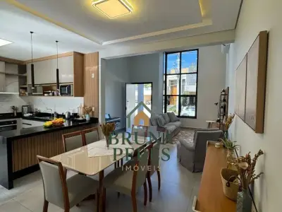 Casa de Condomínio com 3 quartos em Jardim Piemonte