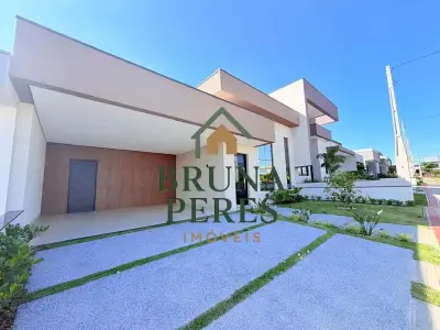 Casa de Condomínio com 3 quartos em Jardim Laguna