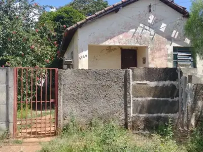 Lote / Terreno com 0 quartos em Centro, Araxá - 60m²