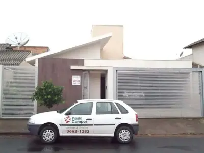Casa com 0 quartos em Guilhermina Vieira Chaer, Araxá - 226m²
