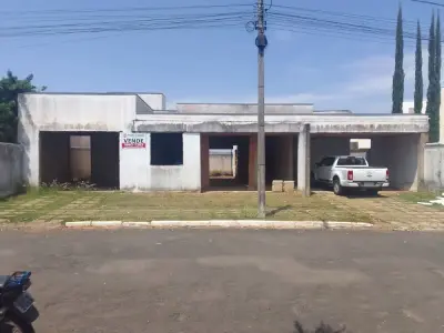 Casa de Condomínio com 0 quartos em Monte Verde, Araxá - 270m²