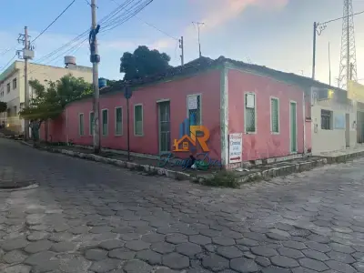 Lote / Terreno com 0 quartos em Centro
