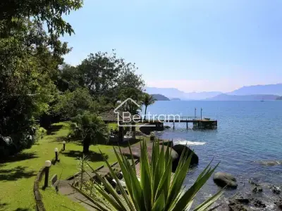 Casa com 3 quartos em Piraquara (Cunhambebe), Angra dos Reis - 300m²
