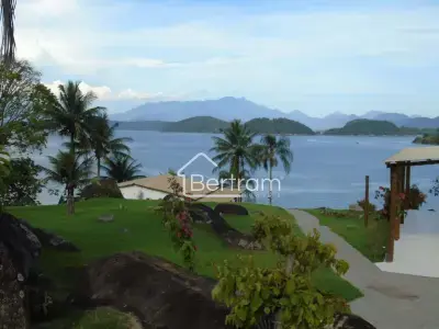 Casa com 10 quartos em Piraquara (Cunhambebe), Angra dos Reis - 1m²