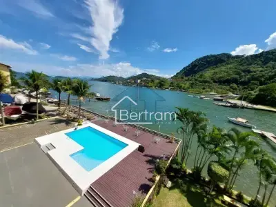 Apartamento com 3 quartos em Caieira, Angra dos Reis - 133m²